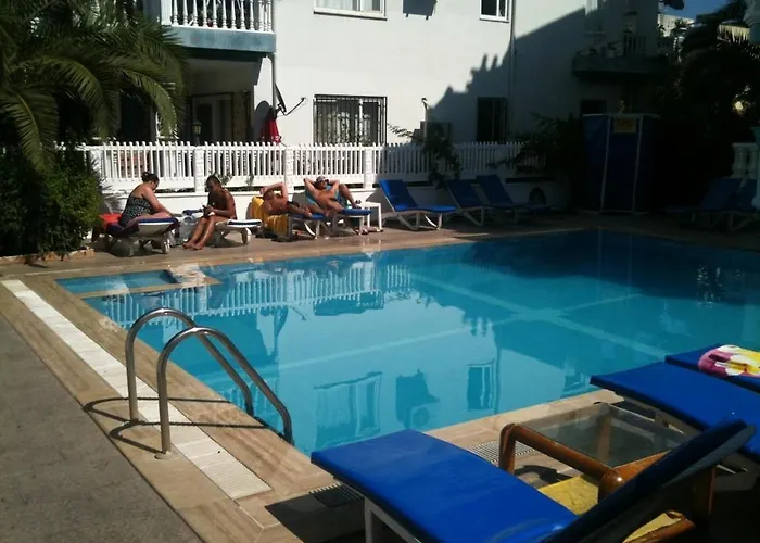 Karatas 3* מרמריס